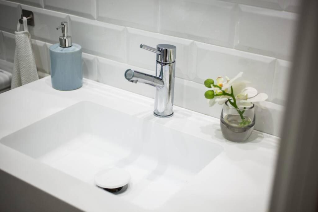 Bonito Apartamento, Nuevo Y En El Casco Viejo!!! Lägenhet Bilbao Exteriör bild